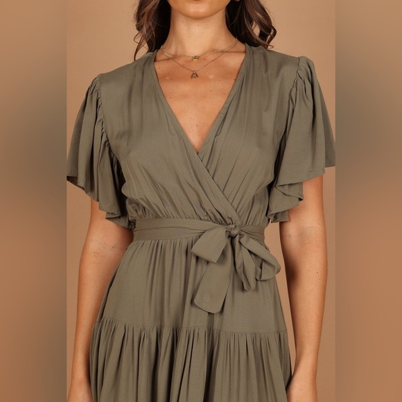 Petal and Pup Barker Mini Dress Olive Belted V-Neck XL NWT - Picture 3 of 13